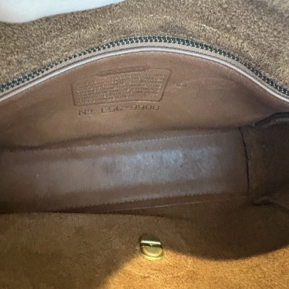 COACH Vintage Devon Crossbody Luxury British Tan Leather Shoulder Bag 9908